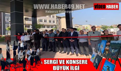 Muş’ta yıl sonu sergi ve konserine büyük ilgi