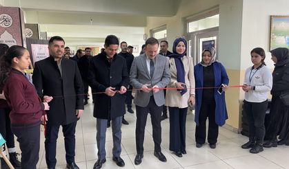 Malazgirt'te 'Atasözleri ve Deyimler Sergisi' açıldı