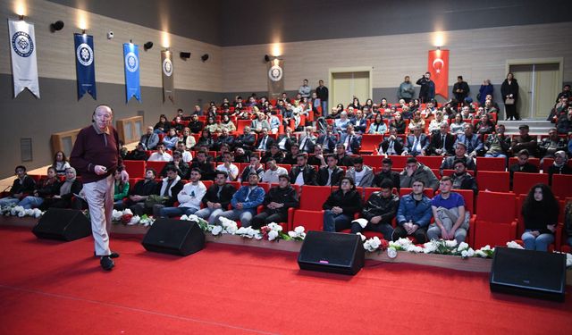 Küresel Isınma ve İklim Değişikliğinin Türkiye’ye Etkileri Malatya’da gündem oldu