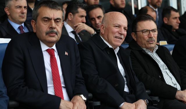 Başkan Sekmen’den Milli Eğitim Bakanı Yusuf Tekin’e Anlamlı Destek Mesajı