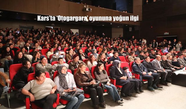 Kars’ta 'Otogargara' Tiyatrosu Ayakta Alkışlandı: Sanat36 Projesi Sahneye Hayat Verdi