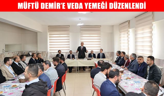 Muş Valisi Çakır’dan Zonguldak’a atanan müftü Demir’e başarı belgesi