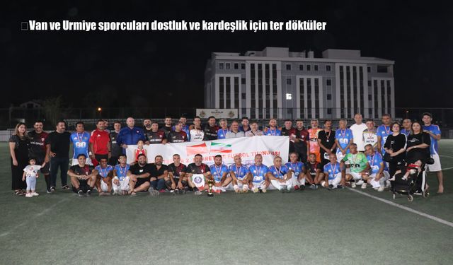 Van ve Urmiye Masterler takımları dostluk için sahada buluştu
