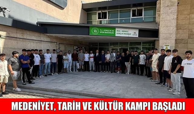 Muş Gençlik ve Spor İl Müdürü Kılıç, gençleri Erzurum kampına uğurladı