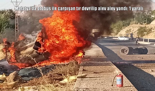 Tır Otobüsle Çarpıştı, Dereye Yuvarlanıp Alev Aldı: 1 Yaralı