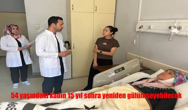Yüz felcine 15 yıl sonra neşter: Muşlu kadın Van'da yeniden güldü