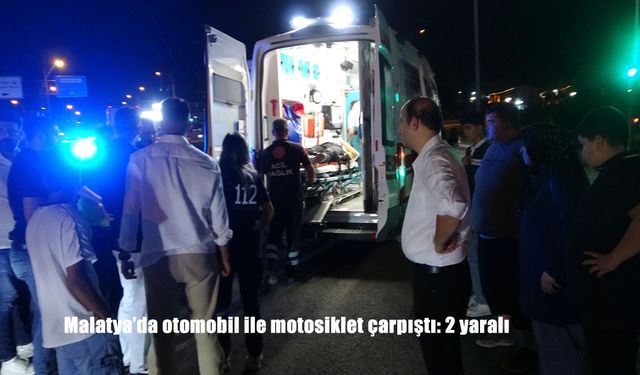 Otomobil ile Motosiklet Çarpıştı: 2 Kişi Yaralandı