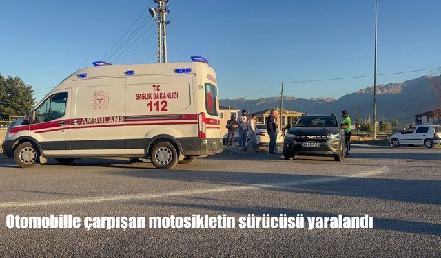 Erzincan’da Otomobil ile Motosiklet Çarpıştı: 1 Yaralı