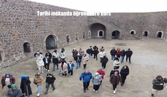 Aziziye Tabyaları’nda Tarihle İç İçe Ders