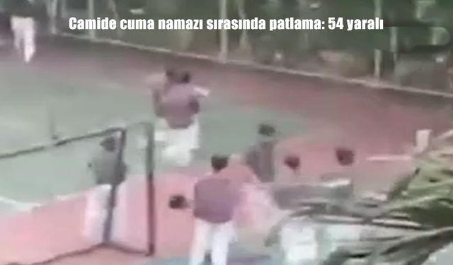 Jakarta Camisi'nde cuma namazı dehşeti: 54 yaralı!