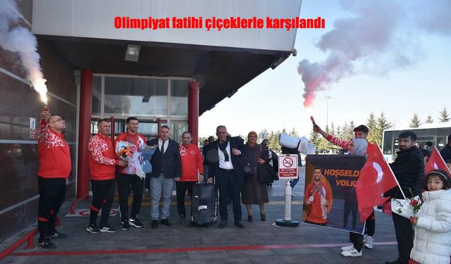 Olimpiyat Fatihi Volkan Kardeşler Erzurum’da Çiçeklerle Karşılandı