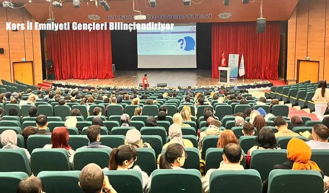 Kars’ta Öğrencilere Terörle Mücadele Farkındalık Eğitimi Verildi