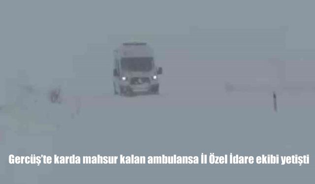 Batman’da ambulans karda mahsur kaldı: İl Özel İdare ekibi kurtardı
