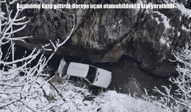 Diyarbakır’da bir araç buzlanma nedeniyle dereye düştü: 3 yaralı
