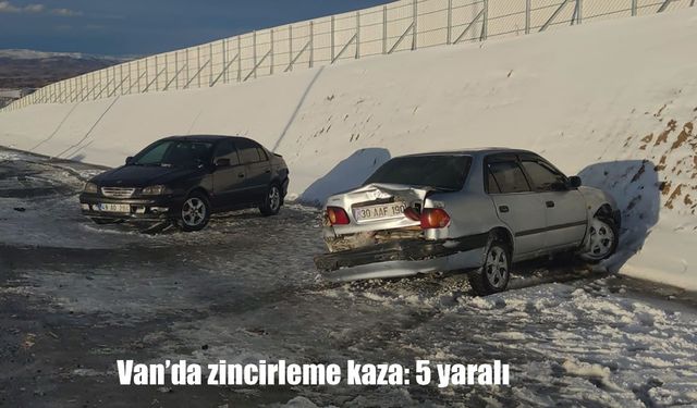 Van'da zincirleme kaza: 5 yaralı