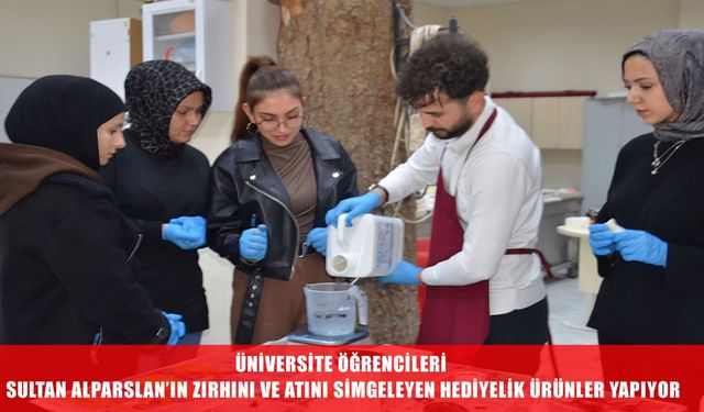 MAUN’da öğrenciler Sultan Alparslan'ın zırhını ve atını simgeleyen hediyelik ürünler yapıyor