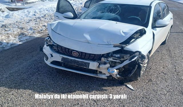 Malatya'da iki otomobil çarpıştı: 3 yaralı