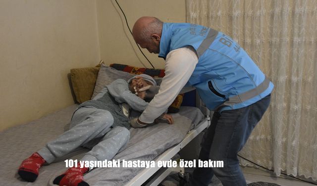 101 yaşındaki hastaya evde özel bakım