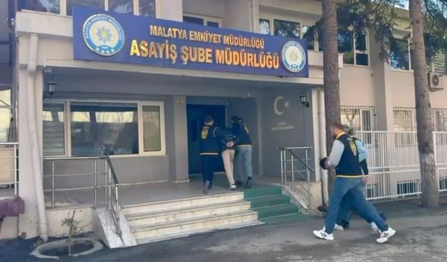 Malatya’da Kuyumcuya Silahlı Soygun Girişimi: 3 Zanlı Tutuklandı