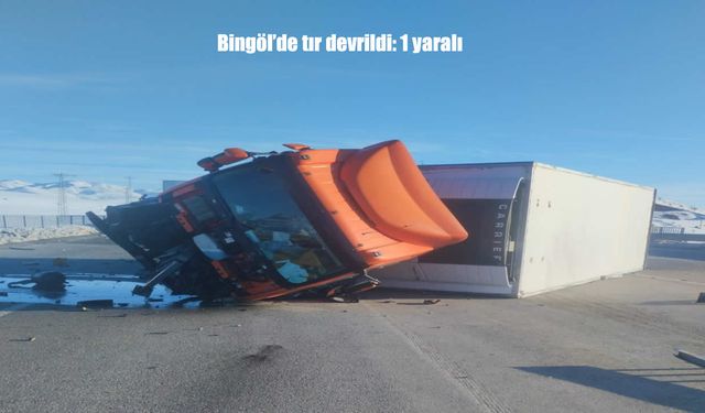 Bingöl’de Gıda Yüklü Tır Devrildi: 1 Yaralandı