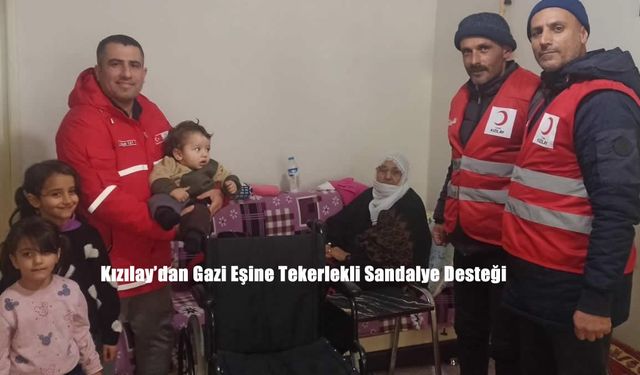 Kızılay’dan Gazi Eşine Tekerlekli Sandalye Desteği