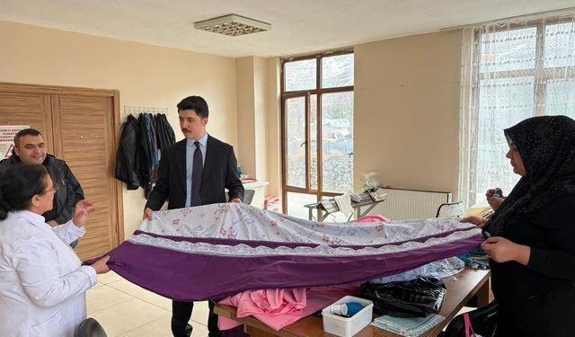 Digor Kaymakamı Ahmed Tayyib Kahraman’dan Halk Eğitimi Merkezi’ne Ziyaret