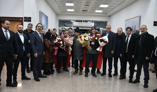 Fransa’da tarihi başarı: Dünya şampiyonasında madalya yağmuru