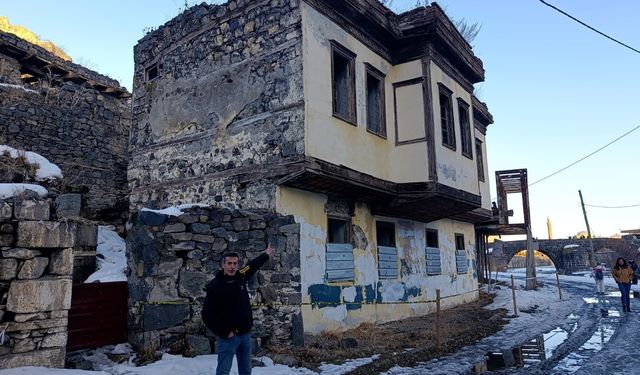 Kars’ta Ahmet Tevfik Paşa Konağı Yıkılma Tehlikesiyle Karşı Karşıya