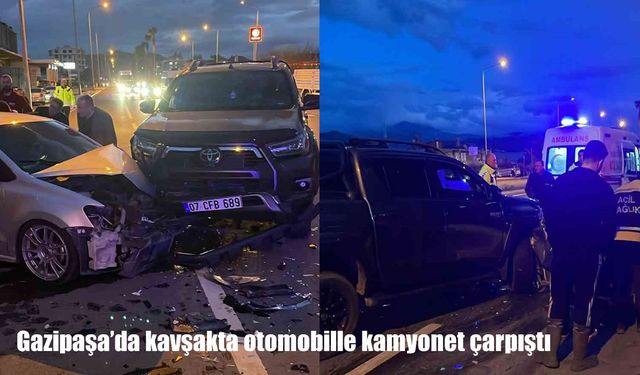 Antalya'da otomobille kamyonet çarpıştı: 1’i ağır 5 yaralı