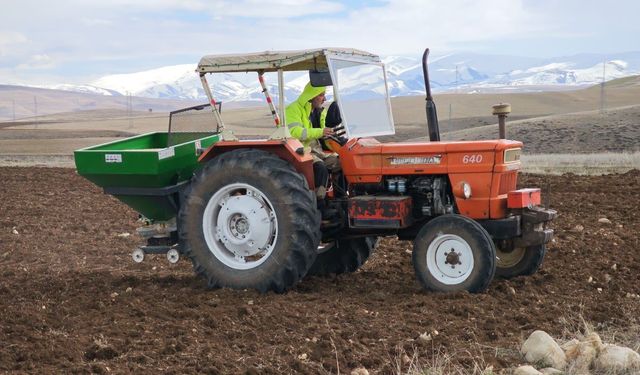 Erzurum’da Baharla Birlikte Ekim Başladı