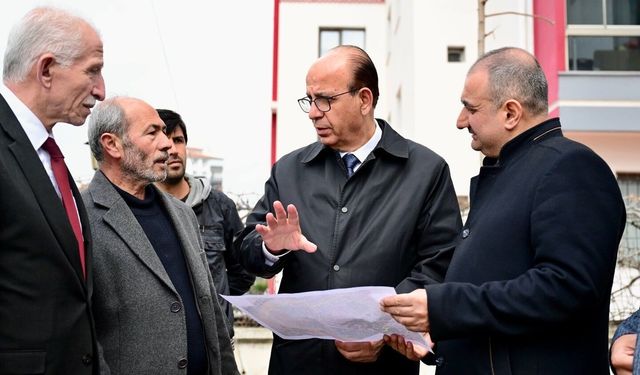 Yeşilyurt Belediyesi Tecde Mahallesi’nde Yol Yenileme Çalışmalarını Sürdürüyor