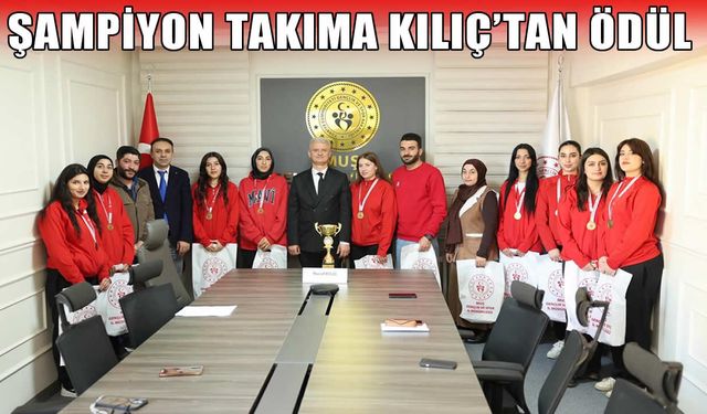 Muş Gençlik ve Spor İl Müdürü Kılıç’tan şampiyon Muş KYGM voleybol takımına ödül