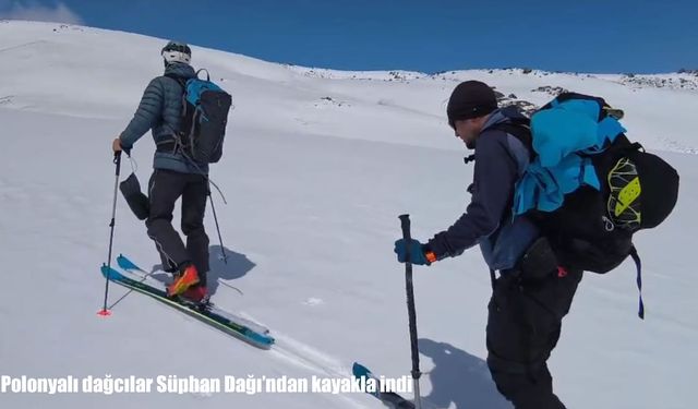 Polonyalı dağcılar Süphan Dağı'ndan kayakla indi
