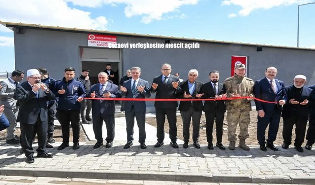 Cezaevi yerleşkesinde mescit hizmete açıldı