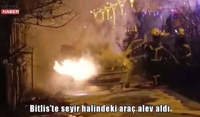 Seyir halindeki araç bir anda alev aldı