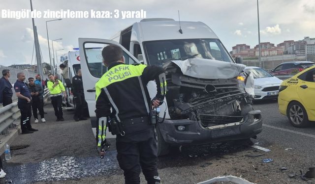 Bingöl’de zincirleme kaza: 3 yaralı