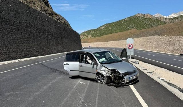 Bitlis’te Trafik Kazası: 5 Kişi Yaralandı
