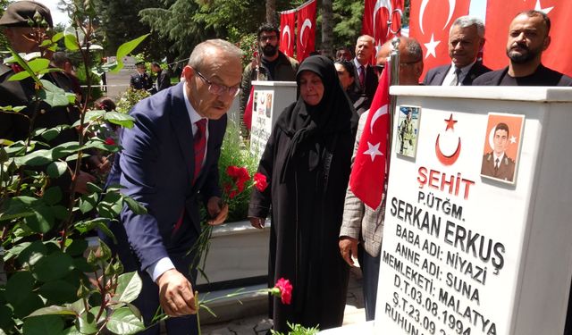 Malatya protokolünden şehitlik ziyareti