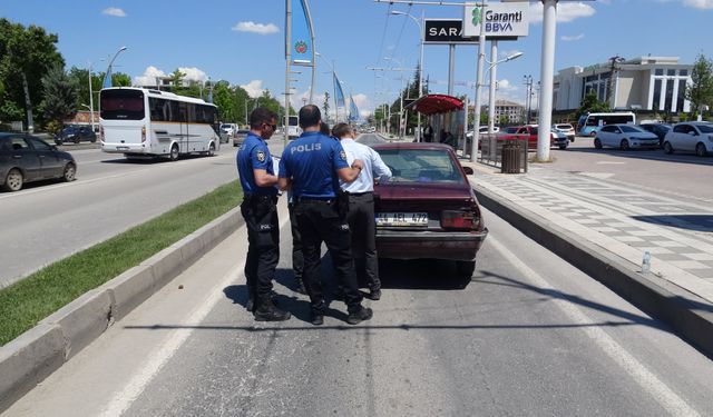 Malatya’da otobüs ile otomobil çarpıştı: 5 yaralı