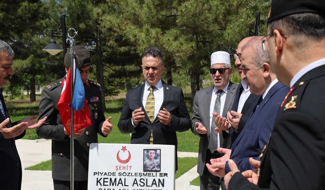 Elazığ’da bayram öncesi şehitliklere anlamlı ziyaret