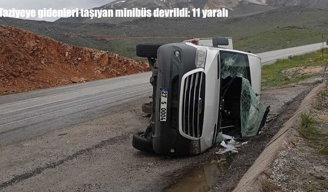 Malatya-Adıyaman karayolunda minibüs devrildi: 11 yaralı