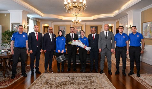 Erzurum Valisi Baruş, ceza infaz personelini kabul etti
