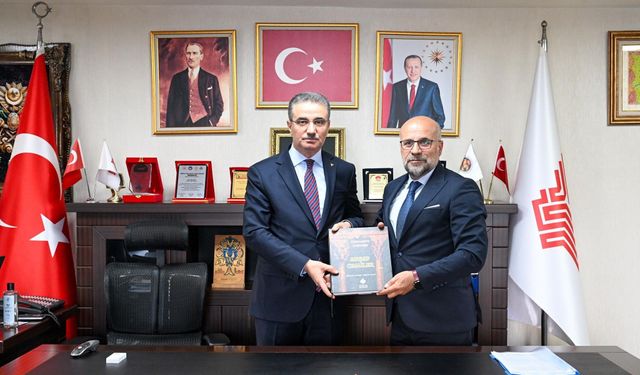 Vali Baruş’a vakıf bilgilendirmesi