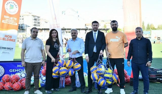 Yeşilyurt'ta Yaz Spor Okulları ve Spor Akademisi kapılarını açtı