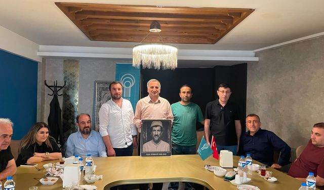 Âşık Sümmani Baba'nın rölyefi ve hatıra madalyonu ilk kez tanıtıldı