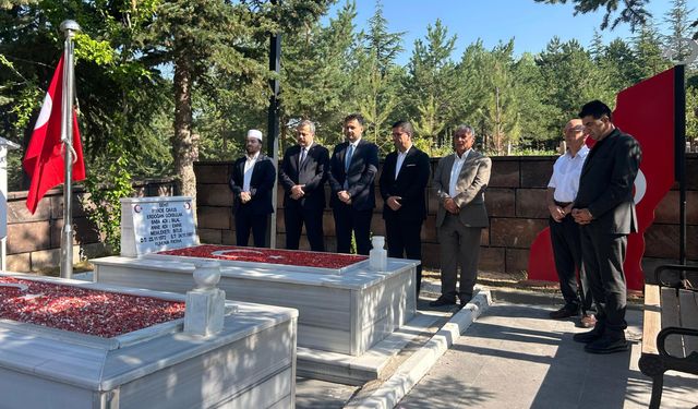 Ahlat'ın yeni Kaymakamı Özgür Kaya görevine başladı