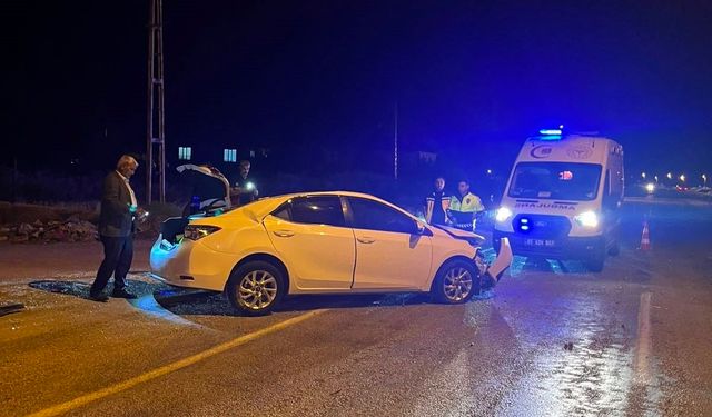 Van'da kaza yapan otomobilin bagajından çok sayıda bira kutusu çıktı