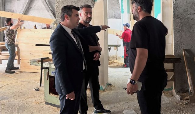 Susuz'da yeni Hükümet Konağı restorasyonu sürüyor