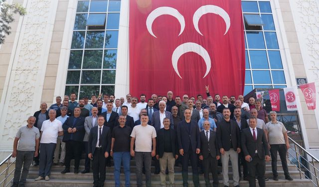 MHP Tortum İlçe Başkanlığı'nda İlhan Uzun güven tazeledi