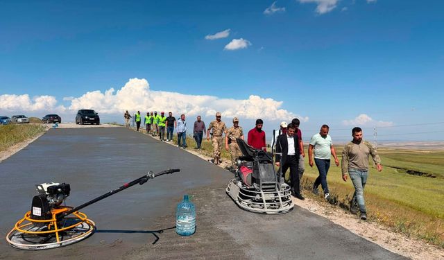 Digor Kaymakamı ilk mesaisini köy yollarında geçirdi